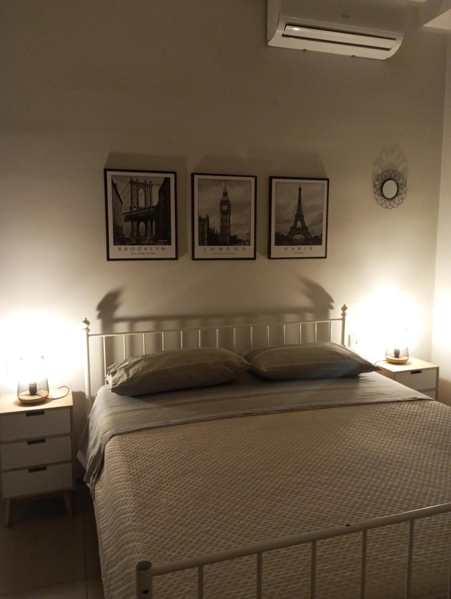 Holidaystudio Appartamento In Centro Σαλέρνο Εξωτερικό φωτογραφία